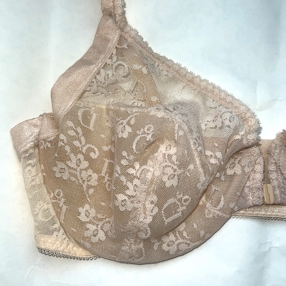 Vintage 1980’s Christian Dior Deadstock Nude Lace Monogram Logo Bra, 36B - Picture 3 of 11